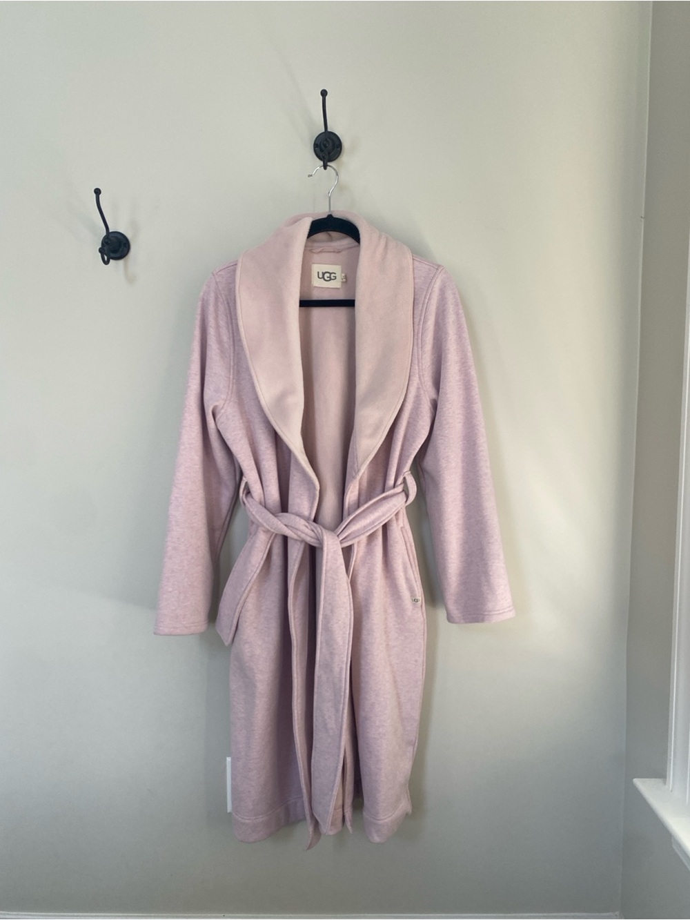 UGG Women's Light Pink Plush Shawl-Collar Robe with Tie Waist